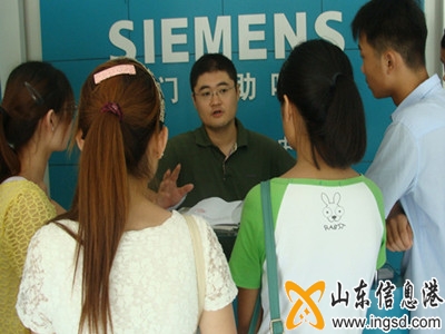 DSC06128_.jpg