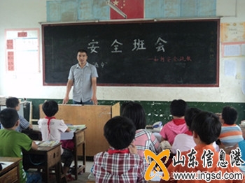 DSC00020_.jpg