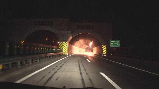02.jpg